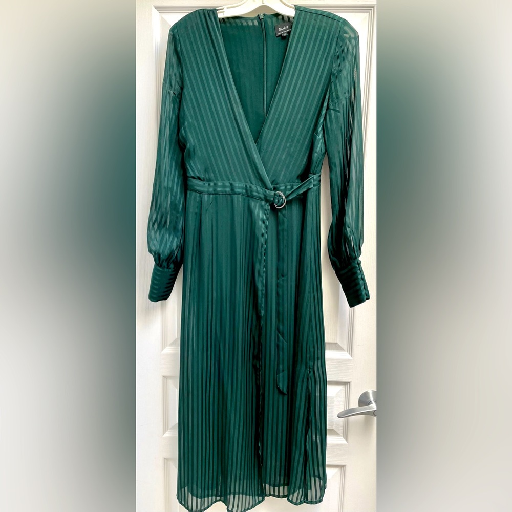 Emerald green Bardot dress size S (6US/Euro 38)